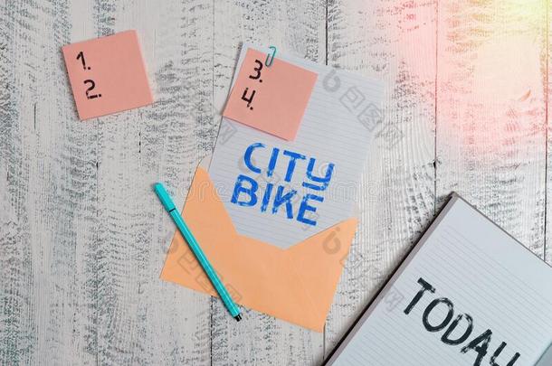 文字笔记展映城市自行车.商业照片展示设计
