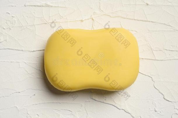 黄色的颜色肥皂条,肥皂皮肤单位剂量,质地,破裂,白色的后座