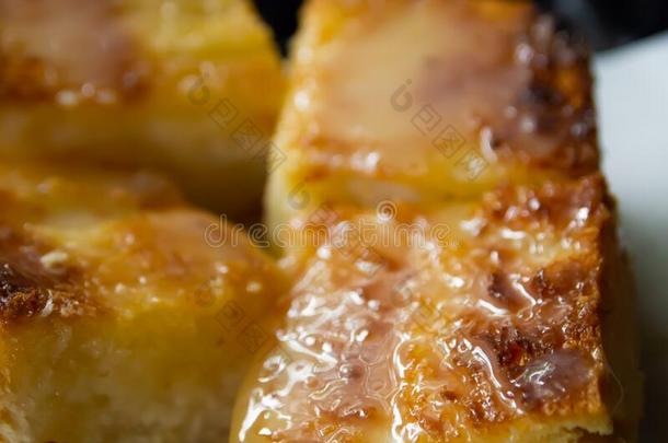 干杯面包黄油和使甜变稠或变浓奶,关在上面和妈