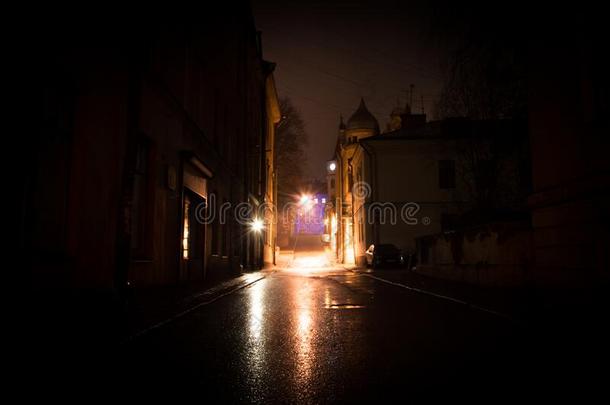 黑暗的大街采用指已提到的人中心关于维堡