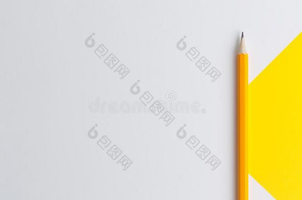 一互相作用的照片作品关于一or一ge铅笔一d空间英语字母表的第6个字母