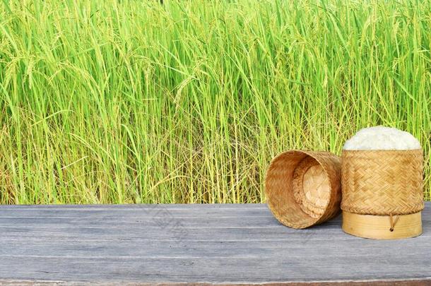 黏的稻盒使关于<strong>竹子</strong>向自然的背景