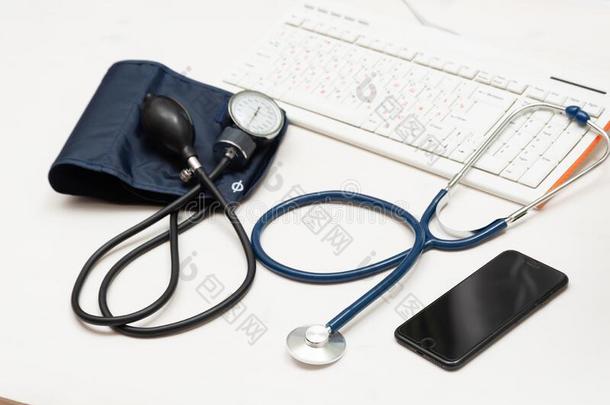 医学的物料项目:血压袖口,听诊器,电话王钦贤
