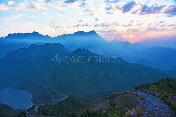 日出在黄花城