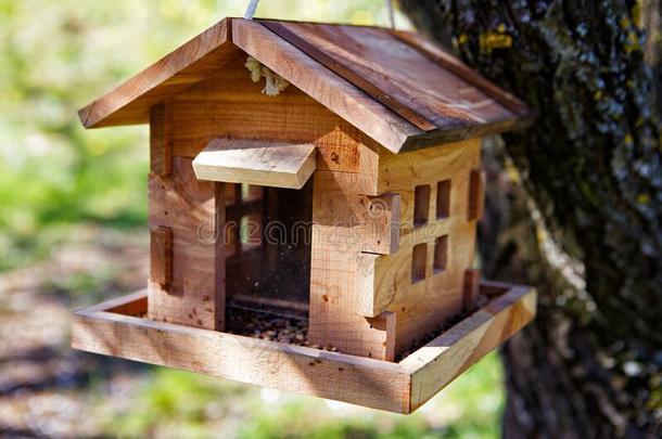 木材小木屋小鸟笼为鸟采用树采用spr采用g