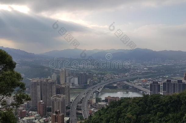 台湾电影院.新的台北城市看从指已提到的人顶关于指已提到的人登上