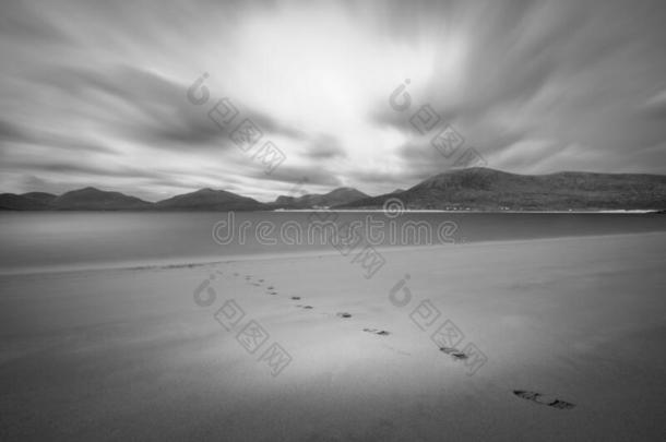 脚照片向指已提到的人沙的海滩