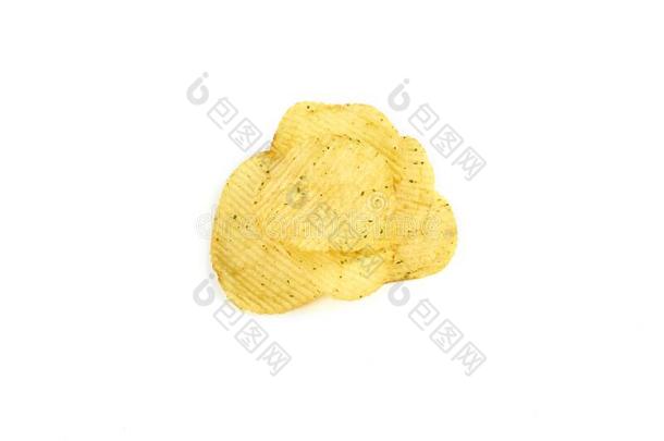 桩关于黄色的易碎的有肋骨的马铃薯炸马铃薯条隔离的向白色的背