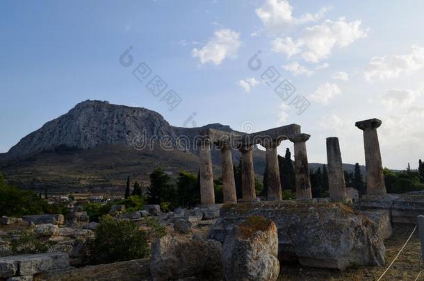 古代的科林斯湾科林斯地峡