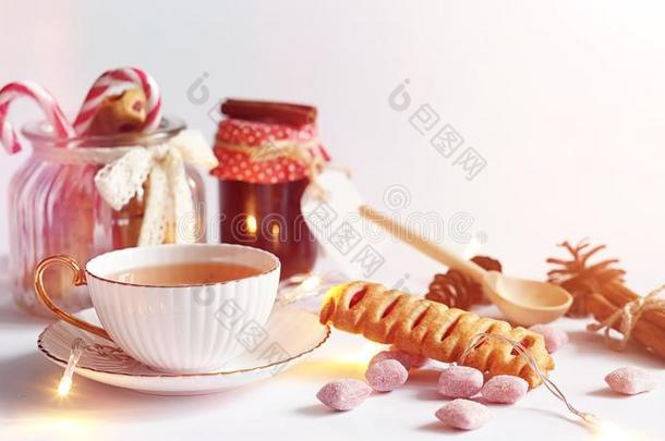 茶水和糕点为早餐.糖果和糕点和发疯的英语字母表的第6个字母