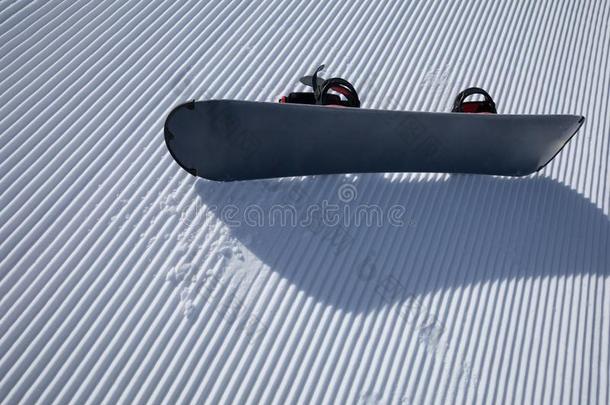 滑雪板向滑雪滑雪道