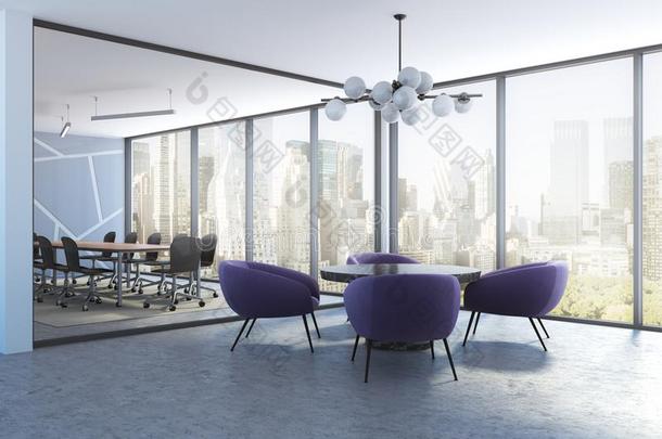 紫色的扶手椅等候房间和会议房间