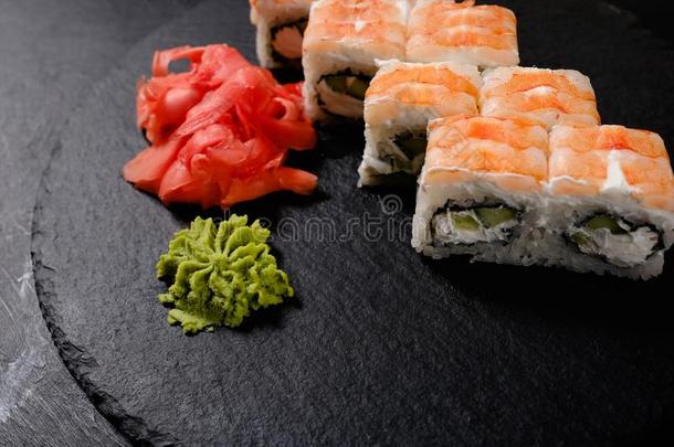 虾寿司名册放置传统的日本人食物