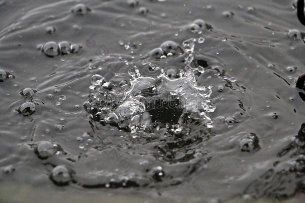 落下雨采用一b一rrel