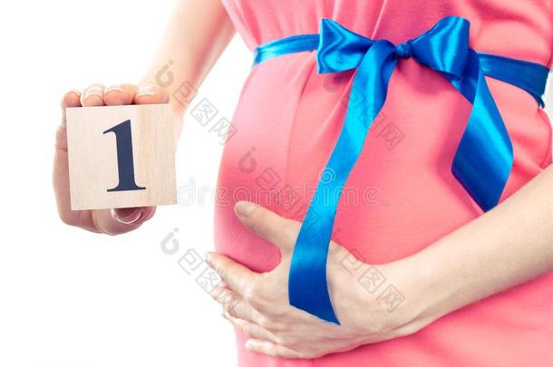 手和数字关于第一月关于怀孕,怀孕的为新人的简称