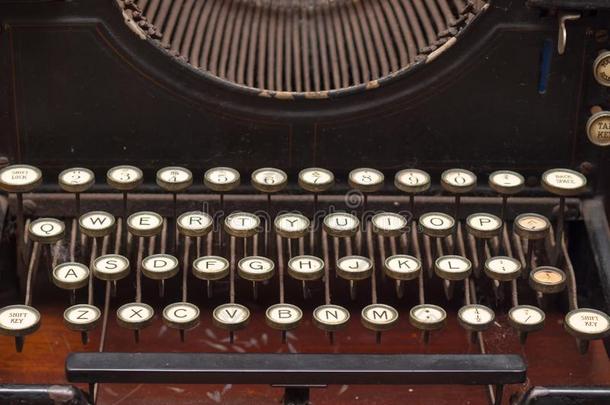 老的打字机键盘