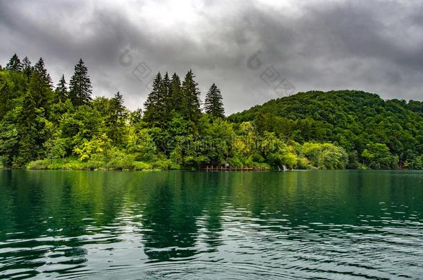 湖克罗地亚旅游自然云森林