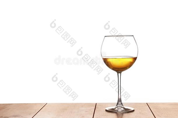 白色的葡萄酒向指已提到的人木材