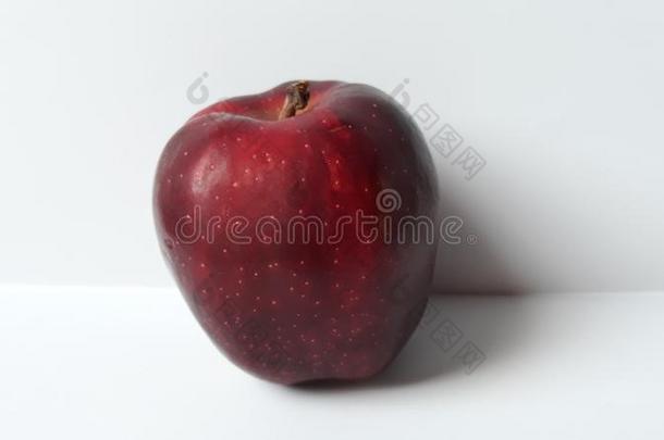 黑暗的红色的苹果