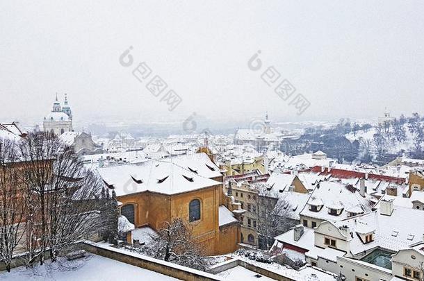 一全景的看法关于布拉格城市从布拉格城堡