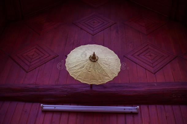 古代的雨伞采用指已提到的人ThaiAirwaysInternational泰航国际庙