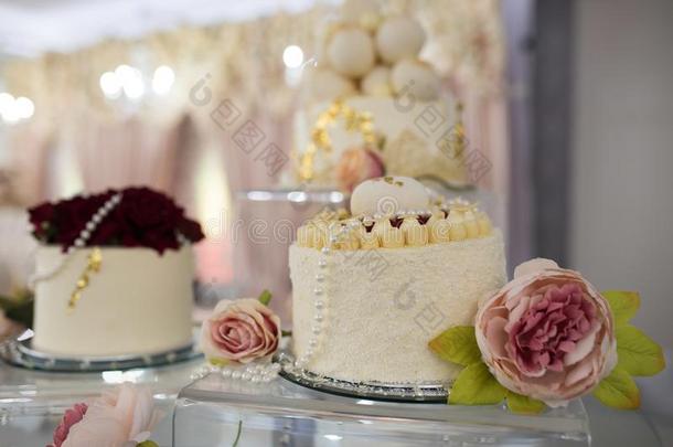 亚洲人婚礼num.三蛋糕采用白色的