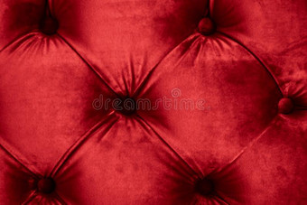 红色的奢侈丝绒中间夹有轻软之物的沙发家具装饰业和button的复数,优美的图片