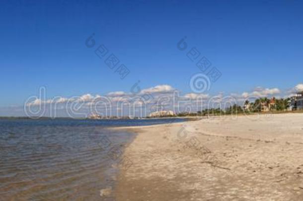 白色的沙私有的海滩关向老虎尾巴海滩向马科integratedserviceslocalareanetwork综合业务局域网