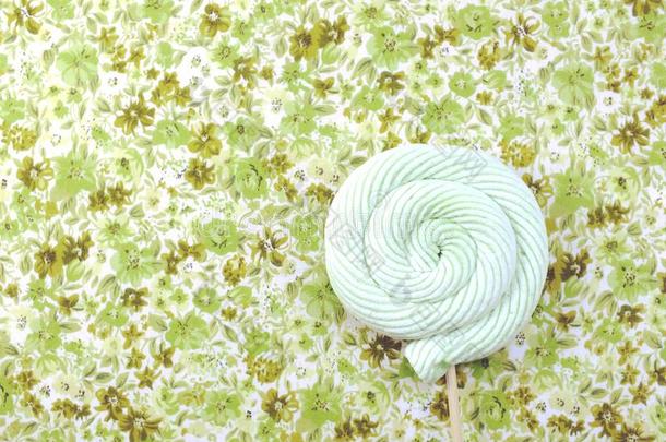 棉花糖棒棒糖糖果顶看法和空间复制品背景