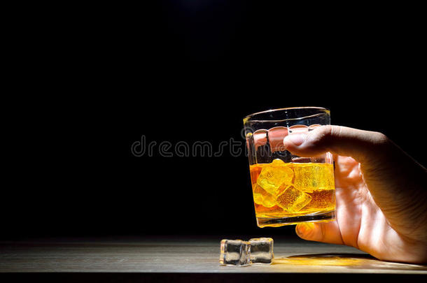 威士忌酒射手饮料,乙醇射手s,扑灭和乙醇,乙醇ic