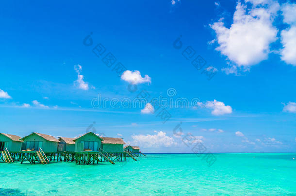 美丽的水别墅采用热带的马尔代夫岛.