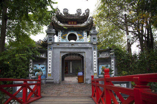 旅行采用人名儿子庙在河内,越南