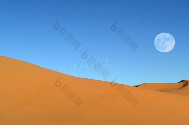 美丽的沙沙丘和<strong>蓝色</strong>天
