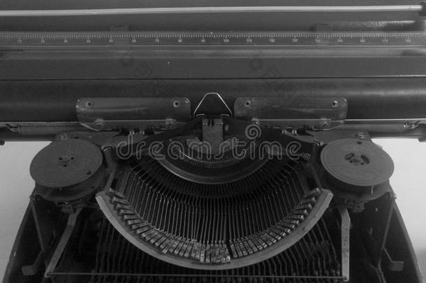 部分关于老的打字机