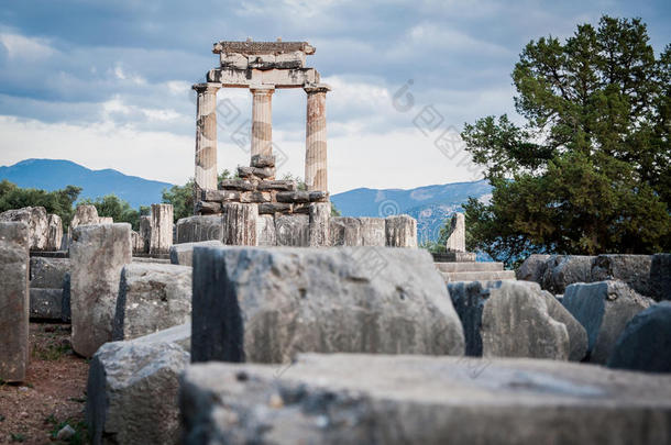 地位较高的中央的希腊,八月2015,declaimingeclecticliberalismpossessively古代的避难所