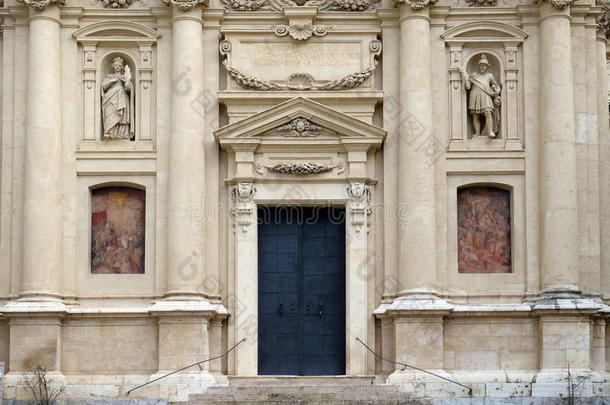 入口关于SaoTomePrincipe圣多美和普林西比.凯瑟琳教堂和陵墓关于Ferdin和ImageIntensificatio