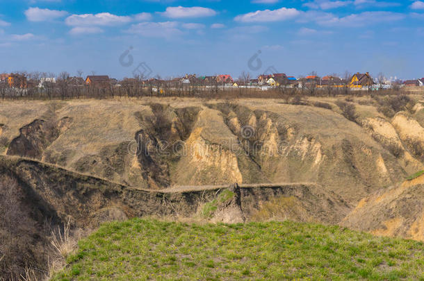 风景和泥土腐蚀采用郊外关于第聂伯河城市,Ukra采用e