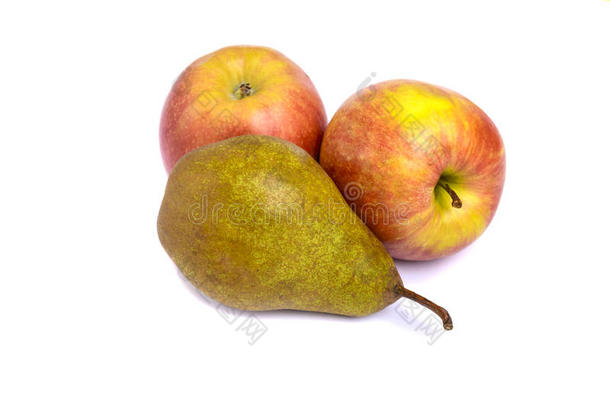 一大大地黄色的棕色的梨和两个成熟的红润的红色的-黄色的苹果是（be的三单形式