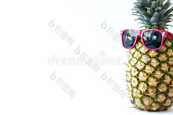 菠萝使人疲乏的太阳镜夏季,旅行假期假日