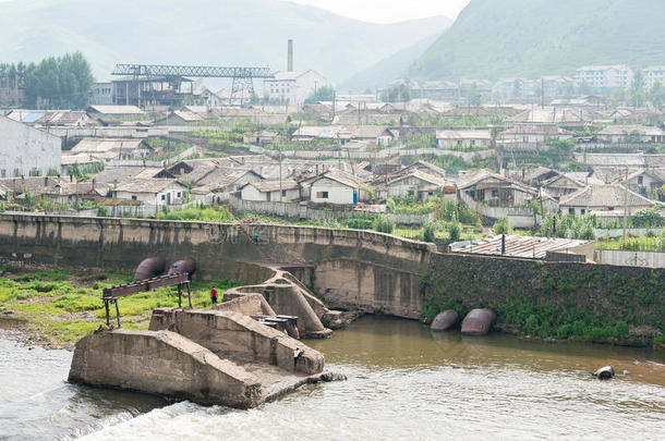 吉林,中国-July7月262015:海桑城市关于北方朝鲜看法从