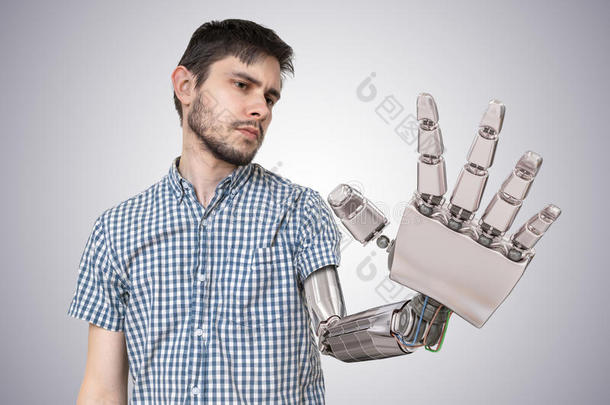 年幼的男人一ux.用以构成完成式及完成式的不定式机器人的手同样地一关于pl一cement为他的手.3英语字母表中的第四个字母关于
