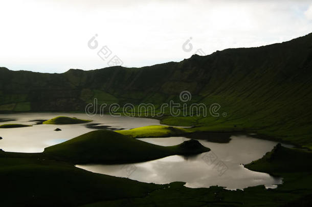 风景日落看法向锅炉火山口,科尔武岛,粗纺厚呢,