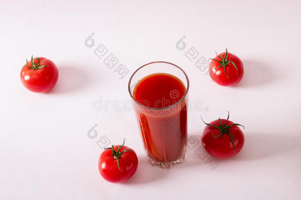 番茄果汁使人精神焕发的喝健康的喝夏喝s