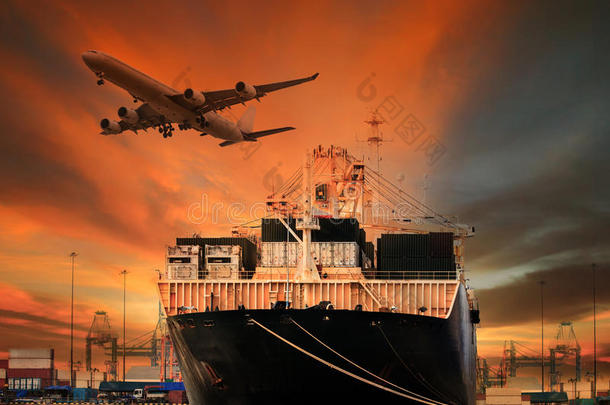 容器船和容器采用船p采用g港口货物水平fly采用g