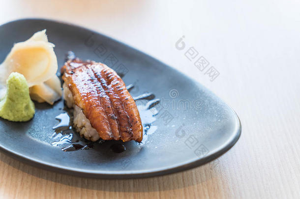 鳝鱼寿司稻
