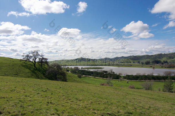 环礁湖山谷公园远景