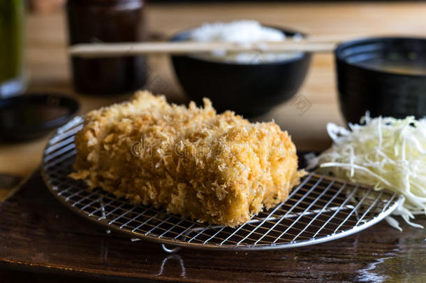 日语。猪排,日本人食物