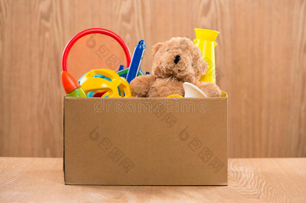 玩具.捐赠盒和不需要的<strong>物料</strong>项目为贫穷的