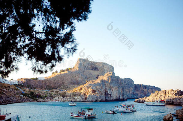 希腊人岛-罗兹地貌名称,林佐斯湾