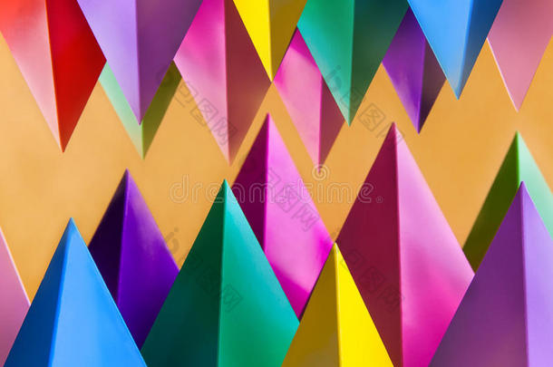 抽象的富有色彩的几何学的模式和<strong>棱</strong>镜金字塔三角<strong>形</strong>